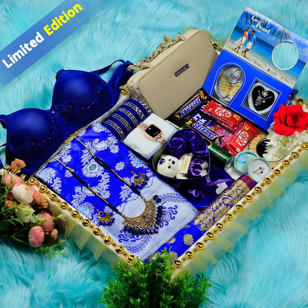 নীল কাঞ্চি কাতান শাড়ী কম্ব